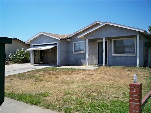 1st image of 12123 Hernandez Ave