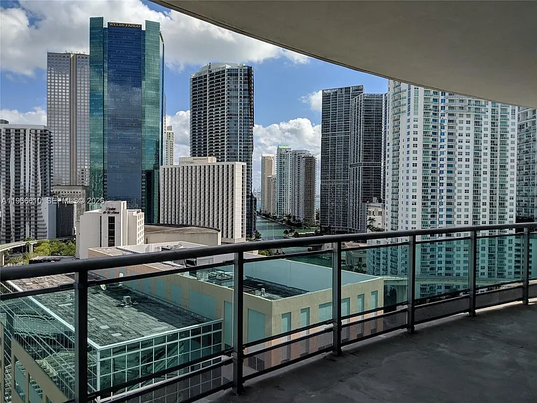 350 S Miami Ave #1901 — Photo 22
