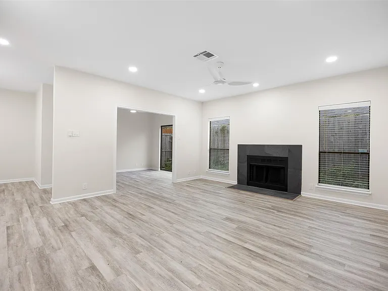 2668 Bering Dr #2668 — Photo 5