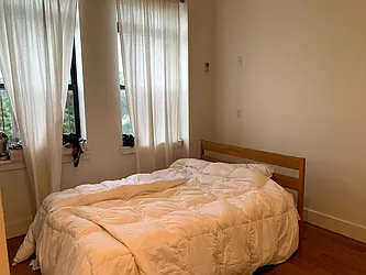 Rented by Space Link Realty