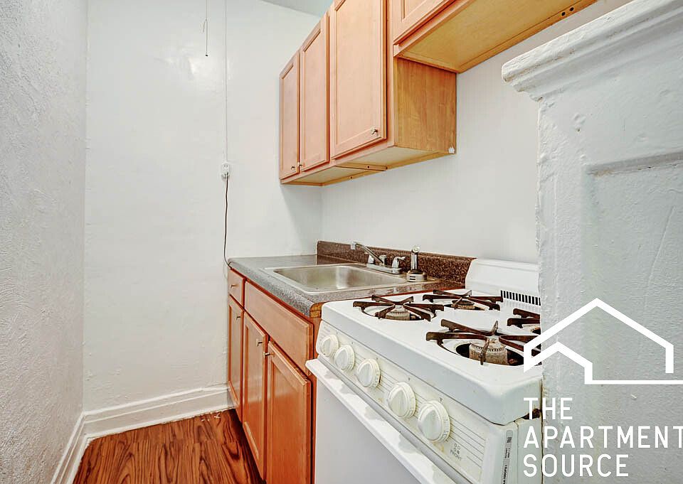 1st image of 6818 N Wayne Ave APT 202