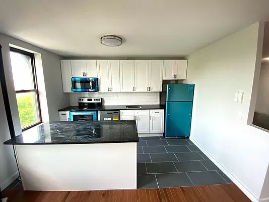 1st image of 596 Edgecombe Ave #6PHA