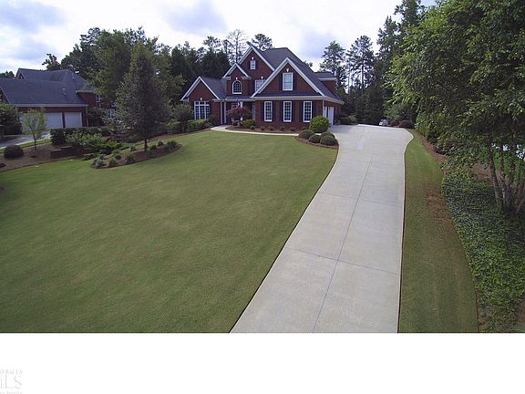 4th image of 1861 Lancaster Dr SE
