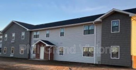 2nd image of 1501 W North 4th St Unit 8