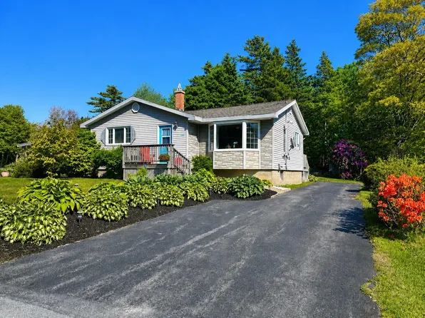 39 Barss St, Queens, NS B0T 1K0