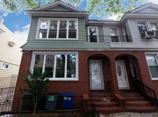 77-77 75th St, Ridgewood, NY 11385