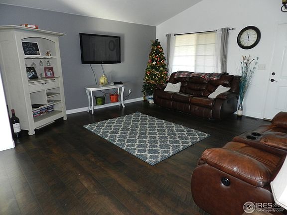 3rd image of 3132 Canyon Cir