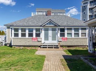 21 Fuller Acre APT 4, Hampton, NH 03842