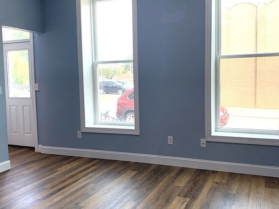 2nd image of 20 W Queen St #A