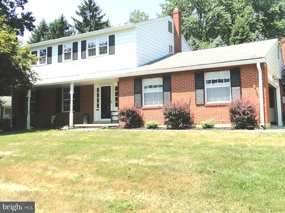 1st image of 214 Wilshire Ln