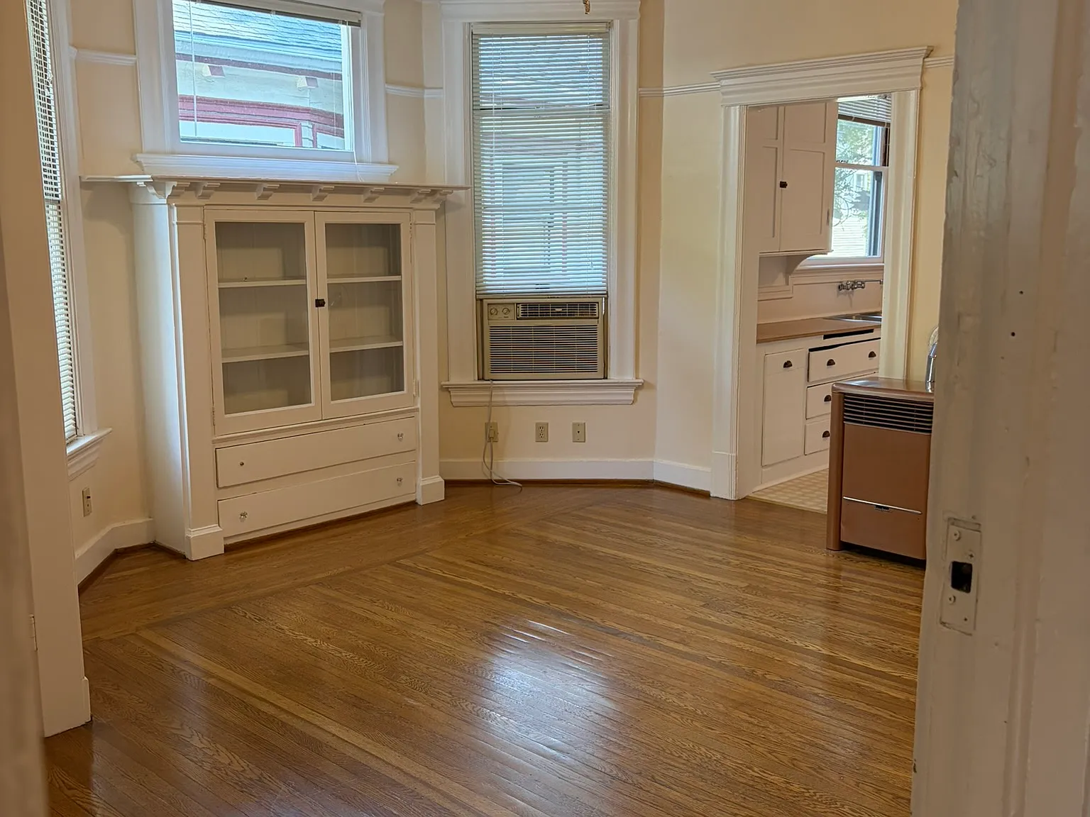 1 bed, $1,550 — Photo 3