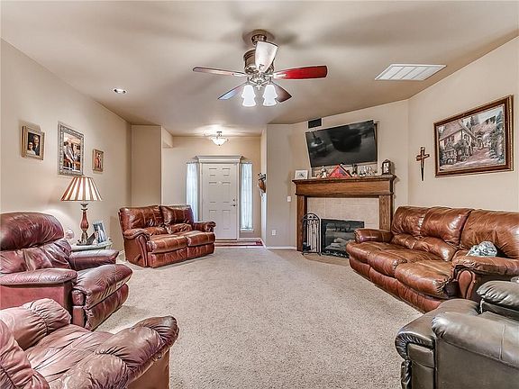 5th image of 10220 Cheshire Ct