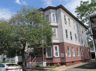 42 Laighton St, Lynn, MA 01902