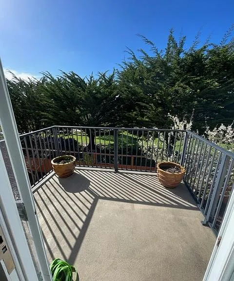 4992 Beach Wood Ct — Photo 52