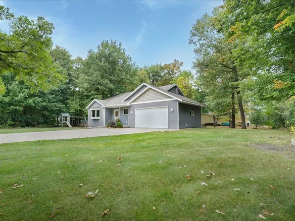 151 Bluffs Rd NW, Alexandria, MN 56308