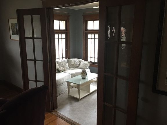 4th image of 500 Mulberry St