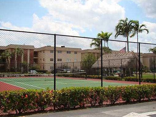 3rd image of 2441 SW 82nd Ave APT 101
