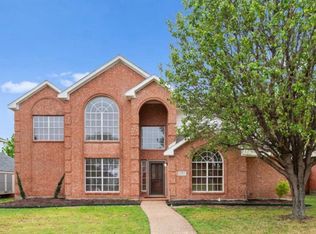 9114 Woodlake Dr, Rowlett, TX 75088