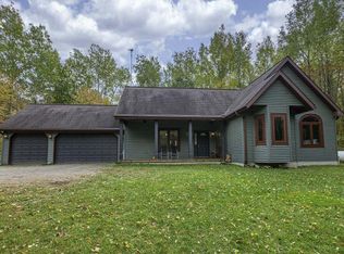 9791 Clearview Ct, Hazelhurst, WI 54531