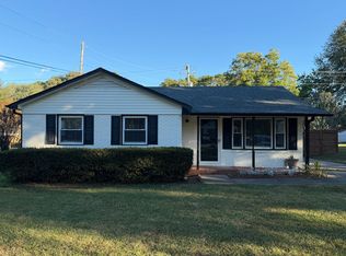 6202 Clearwater Dr, Indian Trail, NC 28079