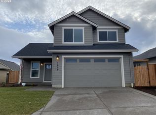 1839 SE Blueberry St #29, Dallas, OR 97338