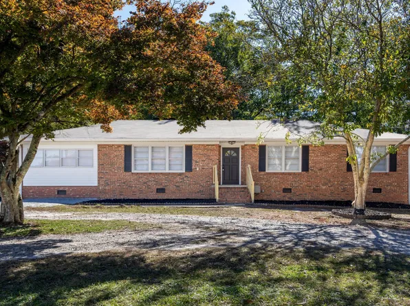 446 Sunset Blvd, Clinton, SC 29325