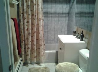 149 Cornflower Rd, Levittown, NY 11756