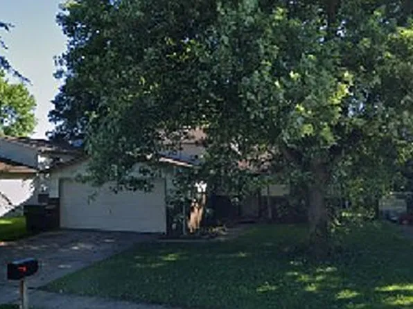 2952 Falcon Bridge Dr, Columbus, OH 43232