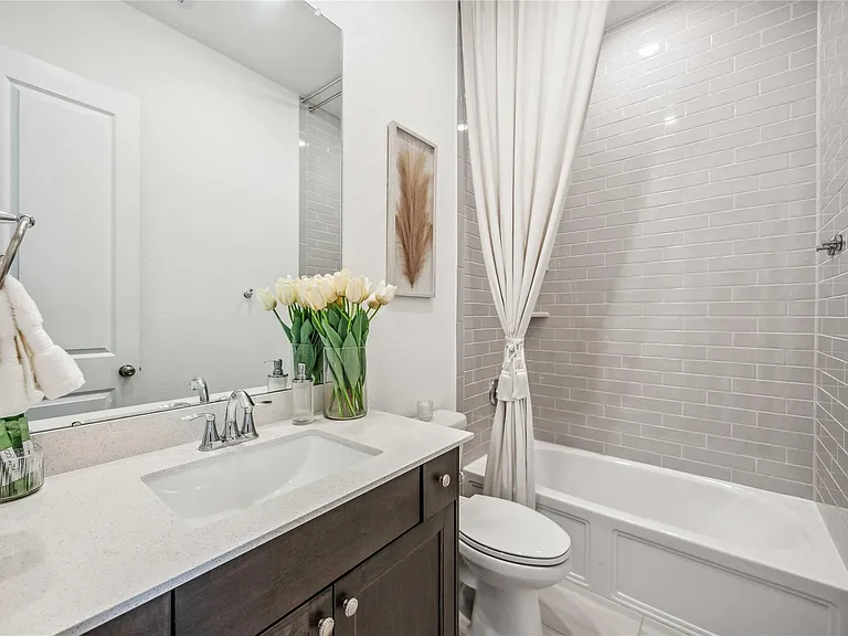 1384 Knollbridge Point Ln — Photo 16