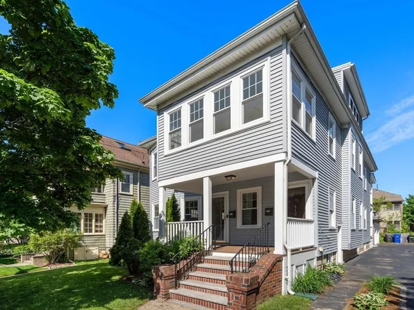 110 Medford St Unit 110, Arlington, MA 02474