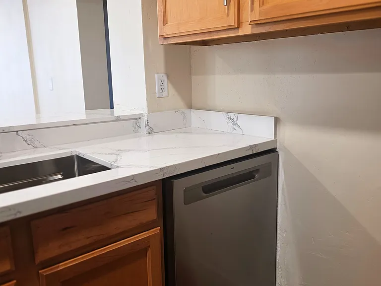 435 E Drachman St — Photo 17