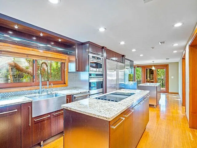 6960 Mira Flores Ave — Photo 17