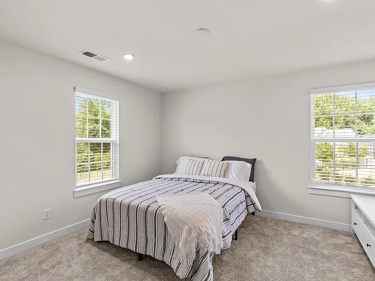 14321 Sunnyhill Grove Rd — Photo 36