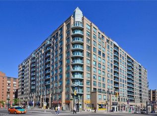 109 Front St E #425, Toronto, ON