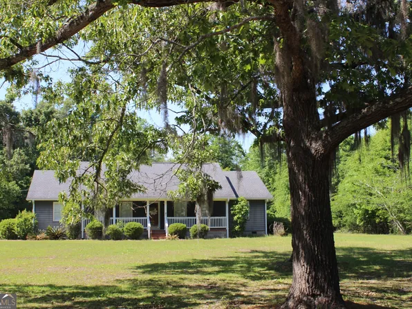 134 Sills Dr, Cordele, GA 31015