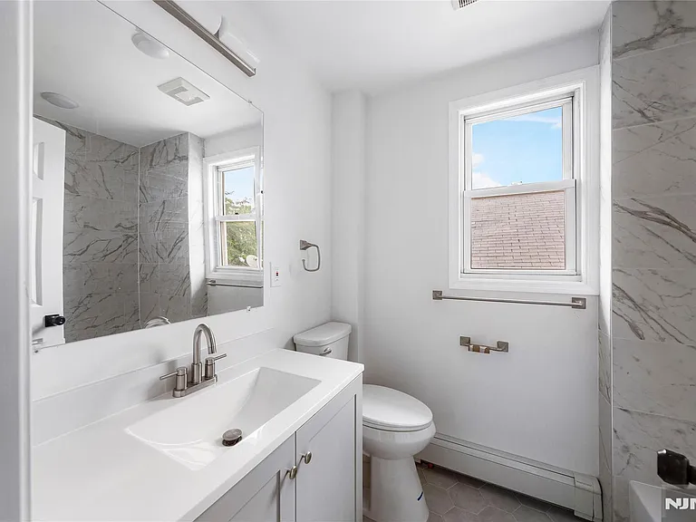 7420 4th Ave #2 — Photo 14