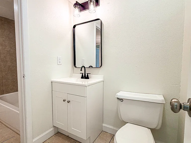 213 McKay Dr #J — Photo 12
