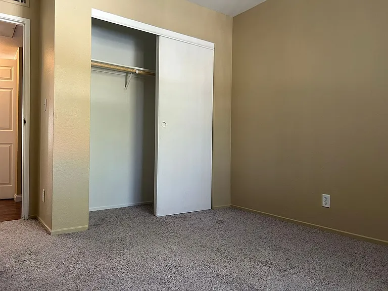 Corona Pointe Resort — Photo 130