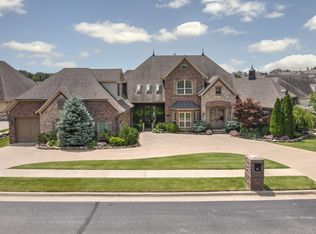 605 E Decatur St, Broken Arrow, OK 74011