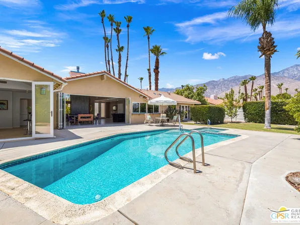2450 E El Chorro Way, Palm Springs, CA 92264