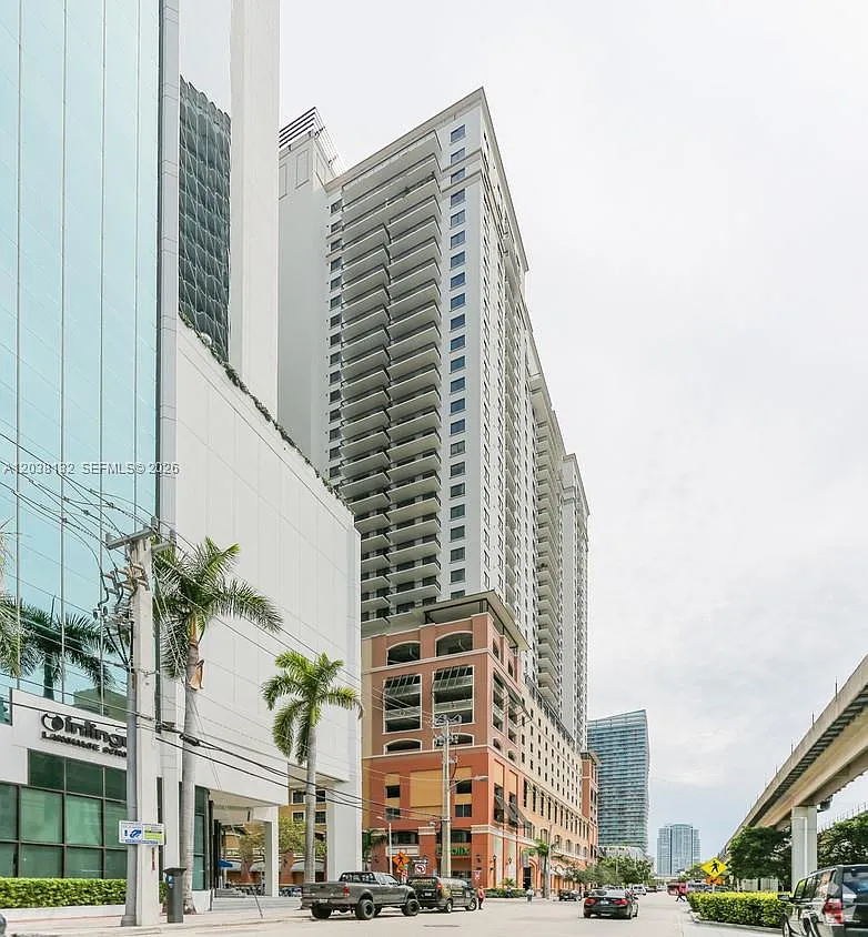 Nine At Mary Brickell Vil — Photo 1
