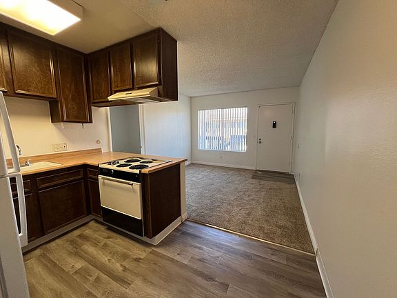 5th image of 6106 Beadnell Way #61