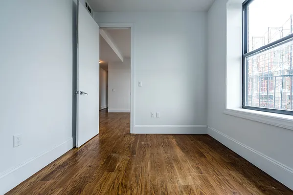 Rented by Nooklyn NYC LLC | media 49