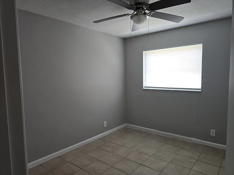 1309 Silver Beach Rd #1 — Photo 7