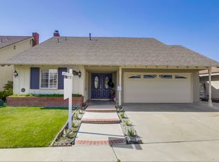 4646 E Greenwood Dr, Anaheim, CA 92807