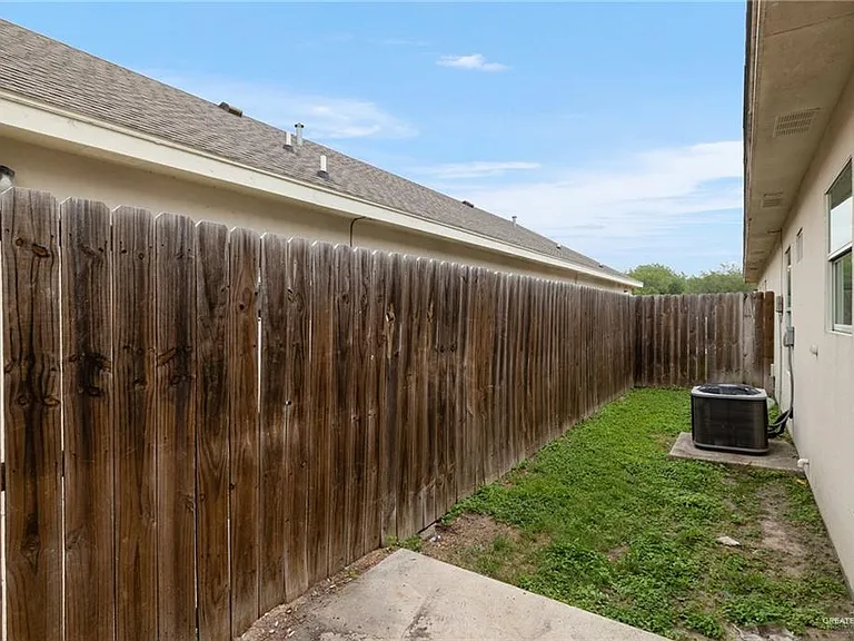 2912 Javalina Ave #1 — Photo 10
