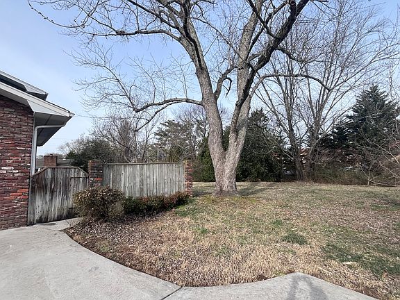 4th image of 9505 E Laurens Ln