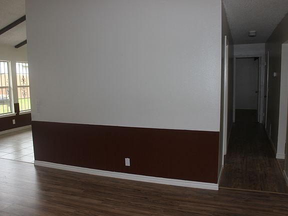 4th image of 1311 Bay Horse Dr