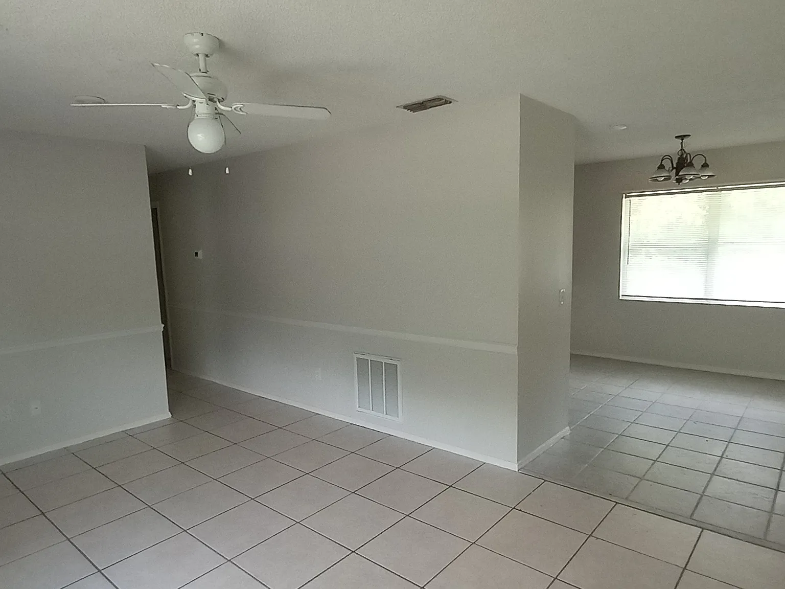 541 W Fern - 1 — Photo 4