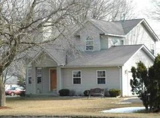 37525 N Sheridan Rd, Beach Park, IL 60087